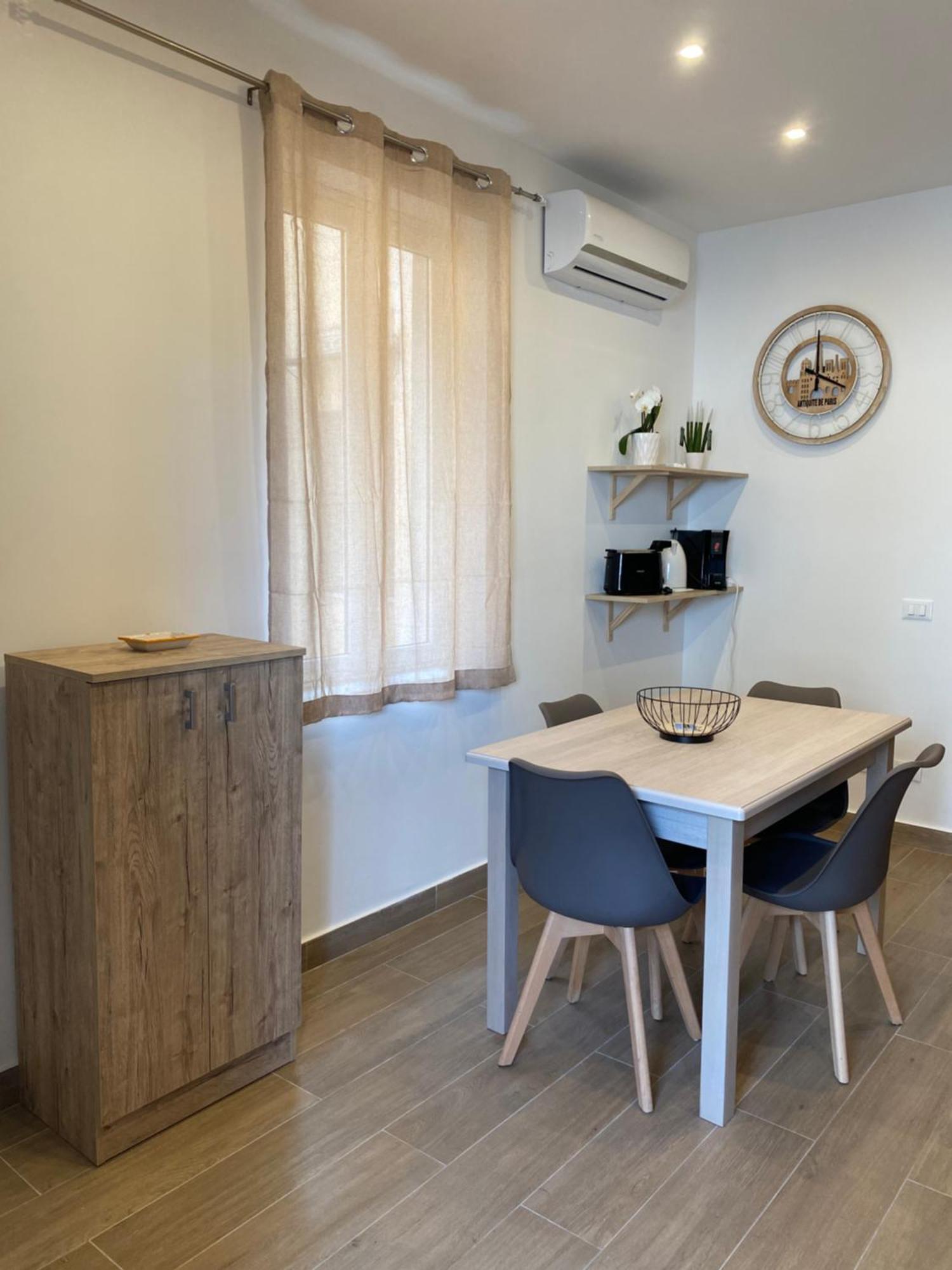 Casetta Al Molo Trapezoidale 팔레르모 외부 사진